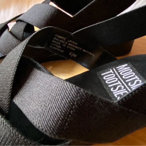 Mootsies Tootsies Black Sandals Women’s Size 8.5M Straps - Picture 7 of 10